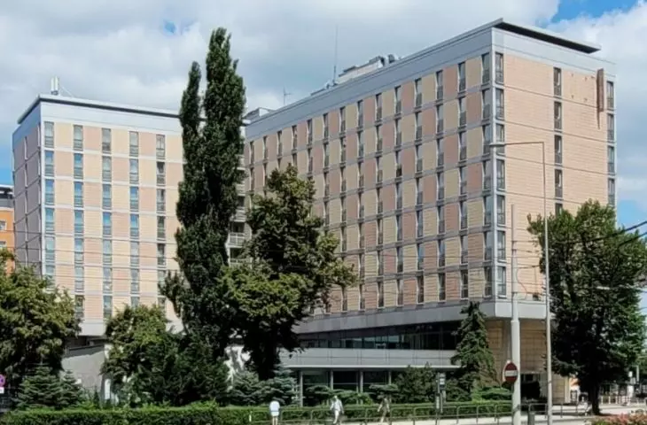 hotel Merkury obecnie (jako hotel Mercure)