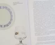 książka „Okna z widokiem na świat. Hotel Merkury w Poznaniu i luksus w PRL” Mai Krasickiej, Wydawnictwo Miejskie Posnania