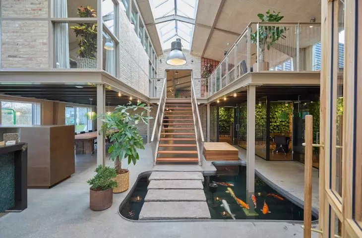 The architects treated the designed office as a route full of different experiences