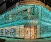 Błękit Tiffany zaświeci wśród wielu neonów nocnego Szanghaju