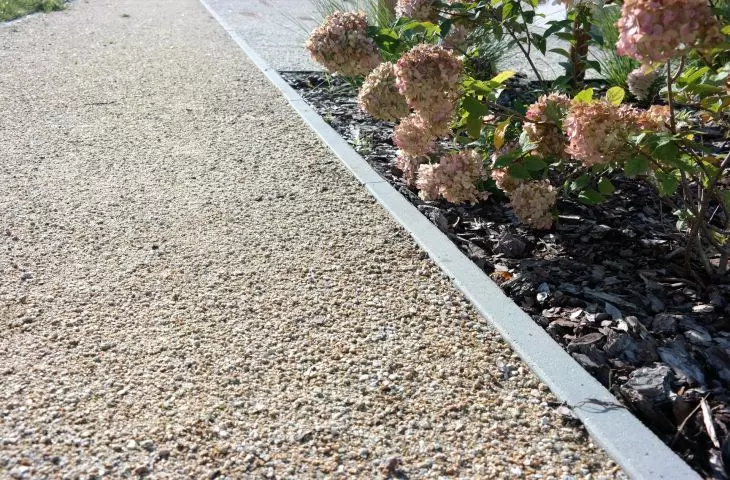 Natural Grey water-permeable pavement 