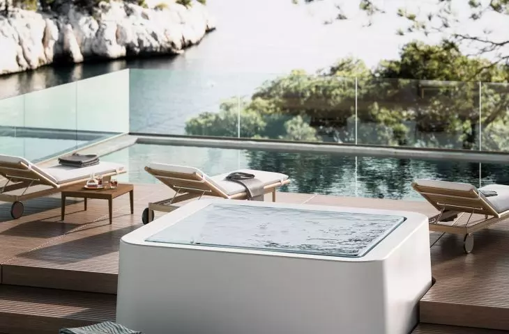 GLASS 1989 INFINITY SPA