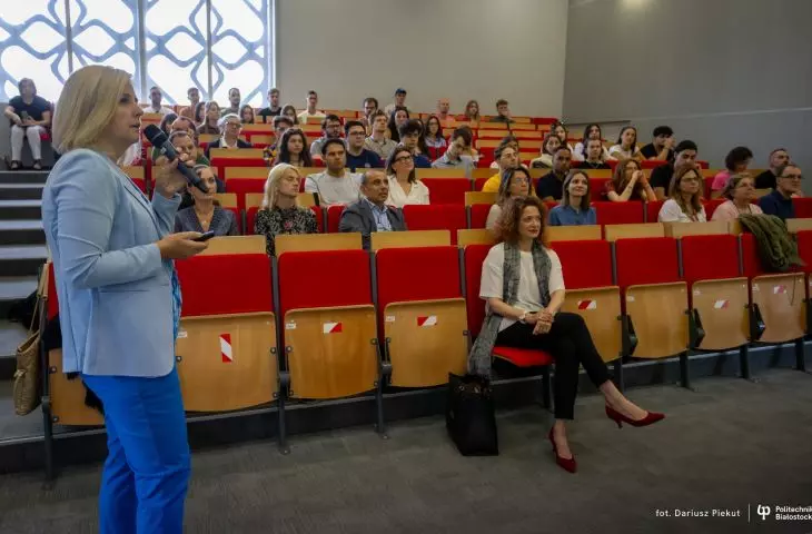 Międzynarodowa Szkoła Letnia na Politechnice Białostockiej