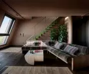 Salon w apartamentowcu Van B w Monachium