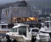 Widok na zatokę, nad którą położone jest Klaksvik