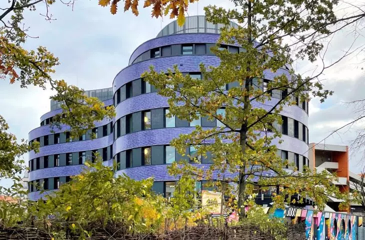 Widok na Pears Judischer Campus