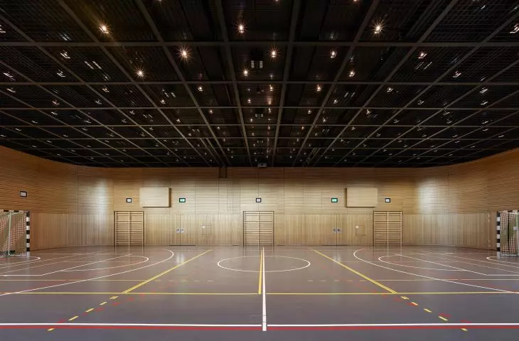 Hala ma spełniać różne funkcje: sportową, religijną, kulturalną