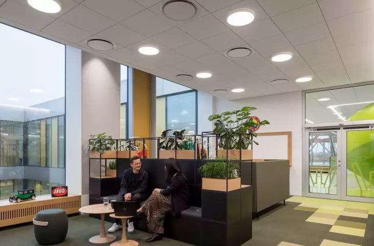 Przyjazna, nieformalna przestrzeń pracy