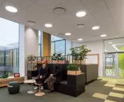 Przyjazna, nieformalna przestrzeń pracy