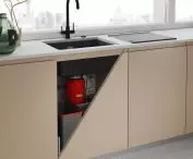 Waste grinders can be installed in almost all types of Franke bowls and sinks, made of Fragranite, Tectonite®, stainless steel and ceramic Fraceram