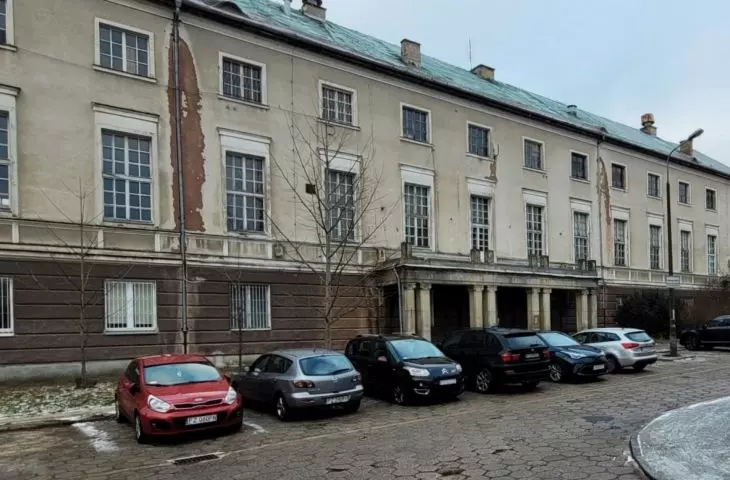 zespół domów studenckich przy ul. Dożynkowej w Poznaniu  