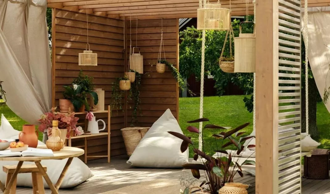 Pergola will give you protection from the sun