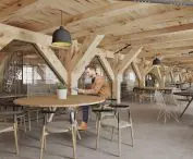 III piętro, strefa odpoczynku i spotkań w części coworkingowej