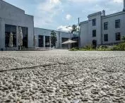 CEMEX - Modern paving around residential buildings 