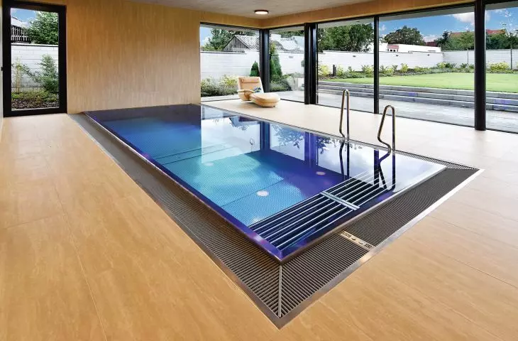 Stainless steel pools