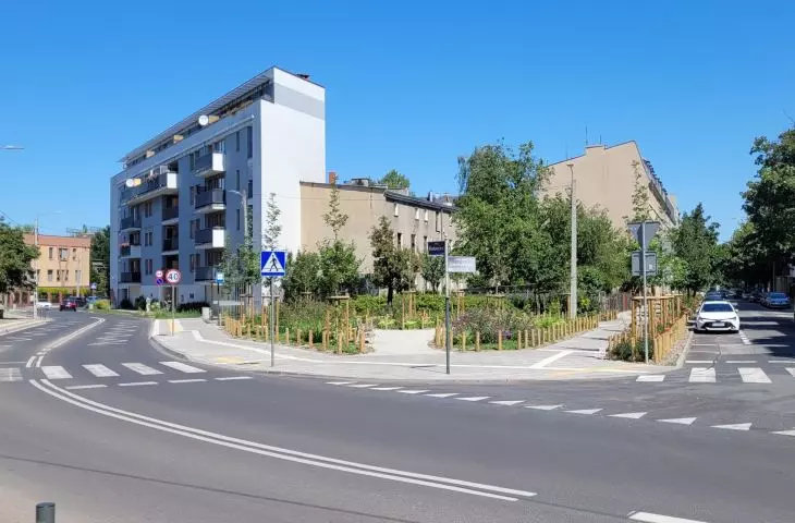 przestrzeń odzyskana pod zieleń — nowe skwery w Poznaniu