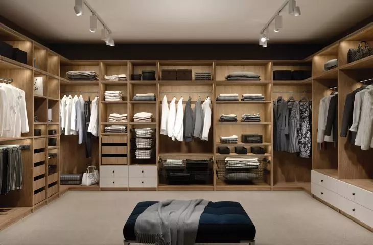 COMBO closet