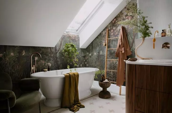 Patterned wallpaper will create a fairytale atmosphere
