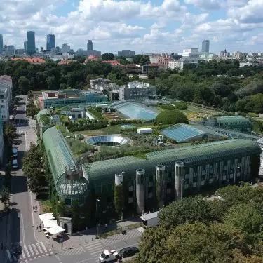 Jeden z najstarszych obiektów wykonanych w technologii ZinCo, Biblioteka Uniwersytetu Warszawskiego, fot. A. Lech, GCL