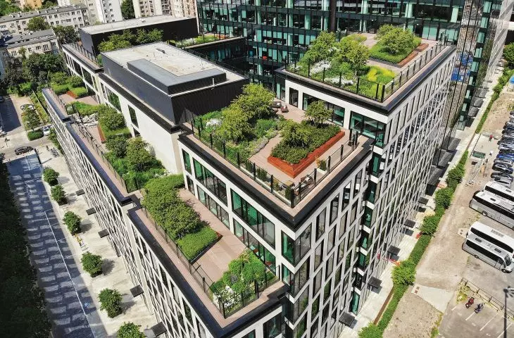 Lush greenery of Varso Place rooftop gardens installed with ZinCo system photo by A. Lech, GCL