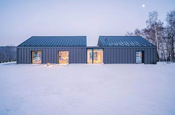 House in the Mountains, Poland, by Kropka Studio, Poland. GreenCoat Crown BT in Nordic Night Black