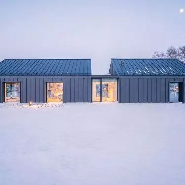 House in the Mountains, Poland, by Kropka Studio, Poland. GreenCoat Crown BT in Nordic Night Black