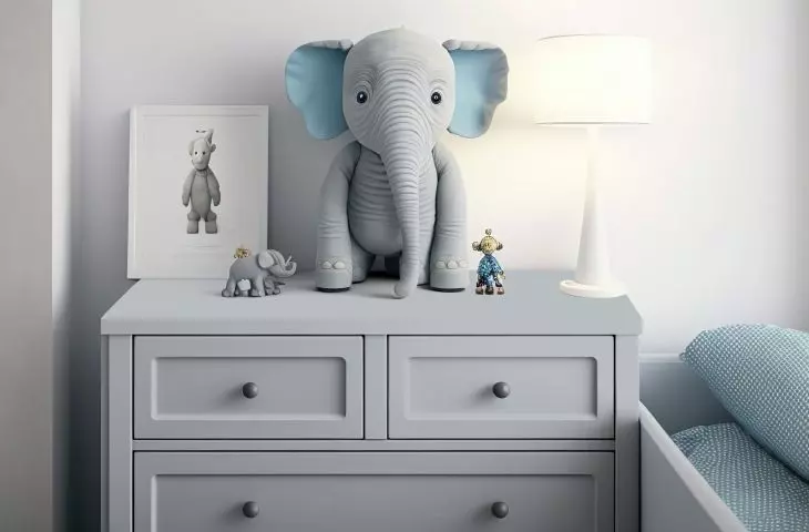 A capacious chest of drawers is a good solution for storing all the accessories you need
