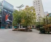 Green Chmielna - square by the Atlantic Cinema