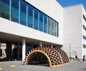 pawilon „Caterpillar” na kampusie Politechniki Wrocławskiej