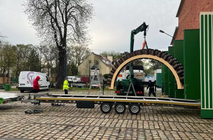 elements of the 'Caterpillar' pavilion