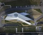 The roof was treated as the fifth side of the facade
