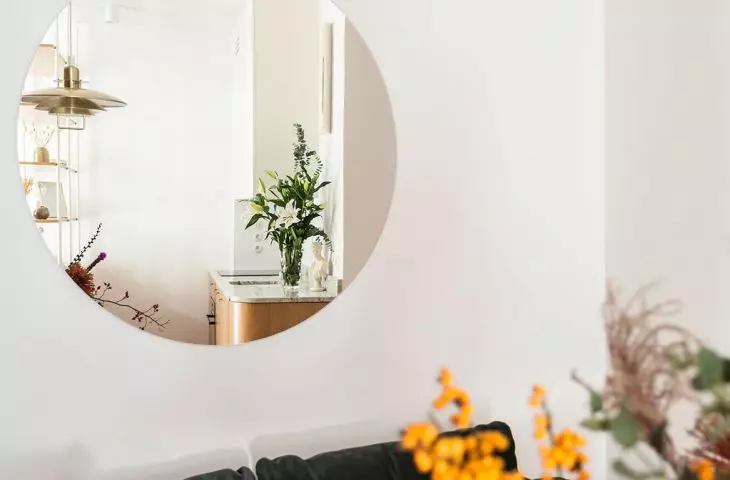 A studio apartment designed by Ewa/Thomas Studio