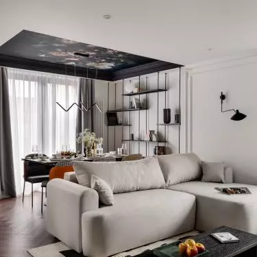 The different zones in the living area have been separated by colors