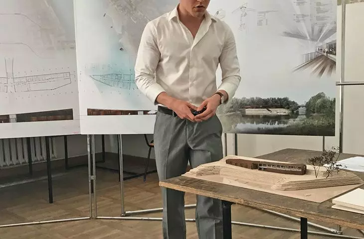 Krzysztof Kuczyński i fragment jego dyplomu inżynierskiego (promotorka prof. Ewa Kuryłowicz), Politechnika Warszawska