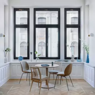 Among other things, the apartment managed to preserve the original woodwork and parquet floors