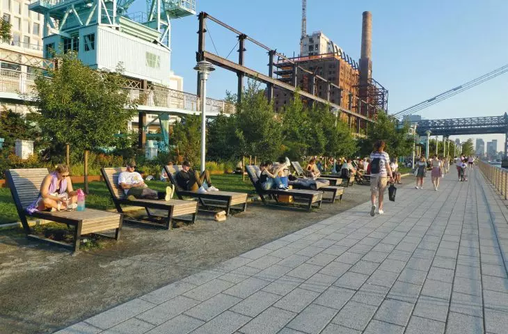 Nowy Jork — Domino Park, proj.: James Corner Fields Operations