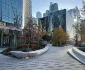 Toronto — 45 i 141 Bay Street 
