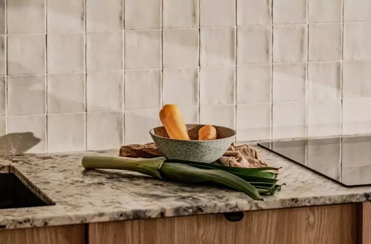 The tabletop was made of flame-cut quartzite