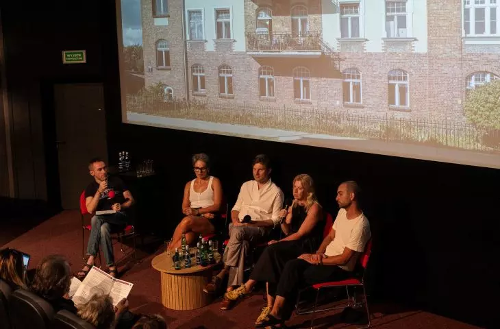Archi Discussion: What does contemporary regionalism mean?