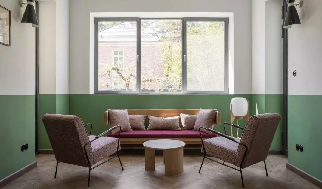 Create a symmetrical arrangement with sized furniture