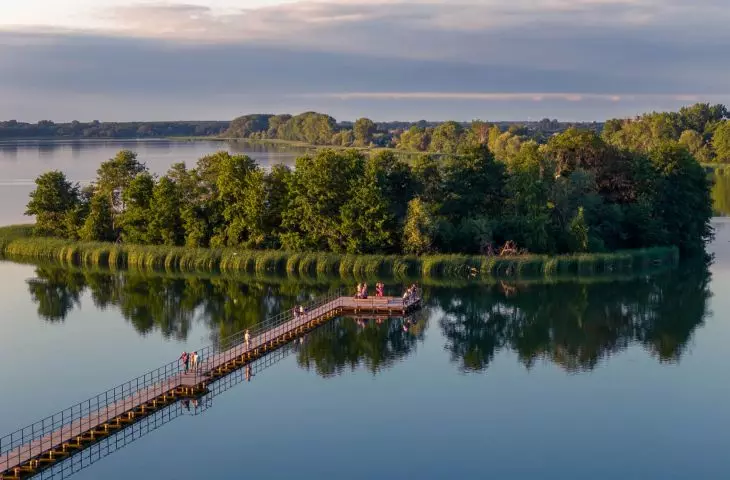 viewing platform by the castle, an island on Lake Słupeckie