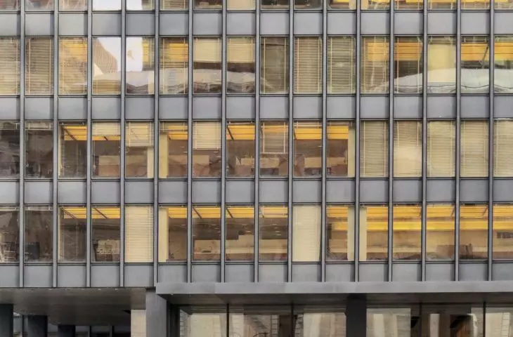 Seagram Building w Nowym Jorku, wieżowiec projektu Miesa van der Rohe