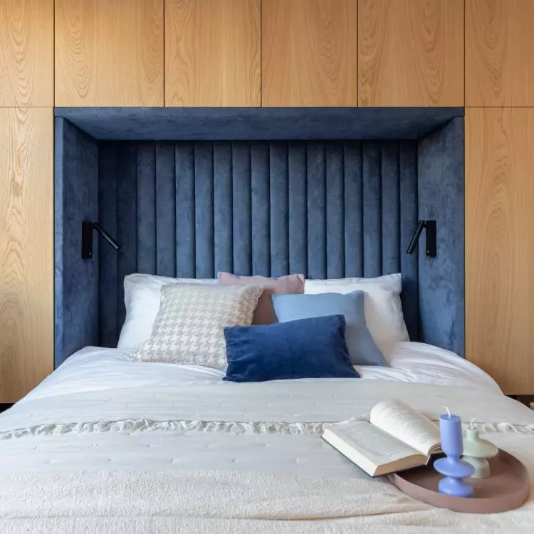 Shades of blue are very fashionable at the moment