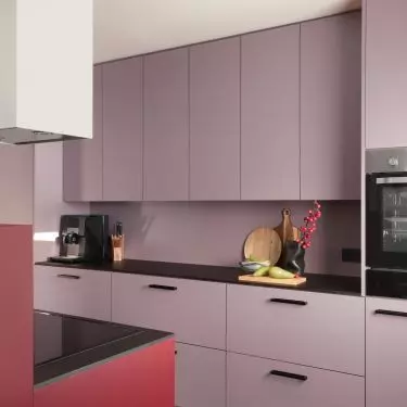 In a colorful kitchen, it is very important to choose the right lighting
