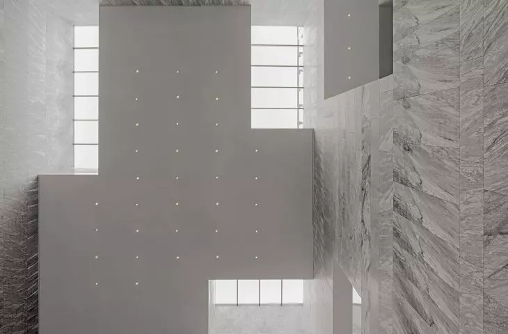 Main hall - Rockfon Mono Acoustic ceiling