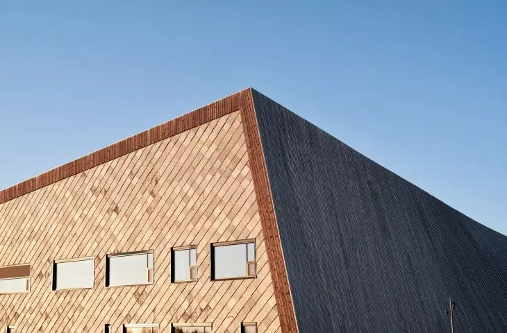 A fragment of Čoarvemátta's wooden roof