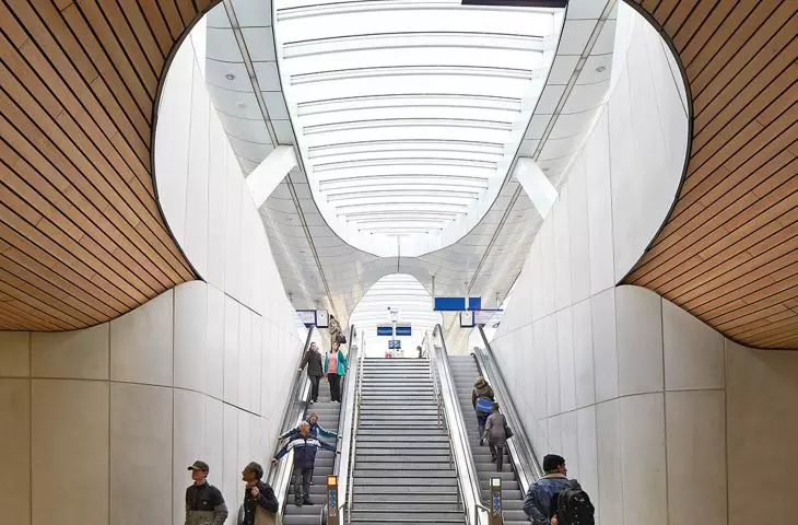 wnętrza centralnego dworca kolejowego (1999–2015), Arnhem, Holandia