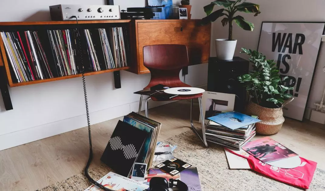 Music listening corner should be located away from noises