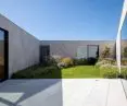 Loop house - inner courtyard