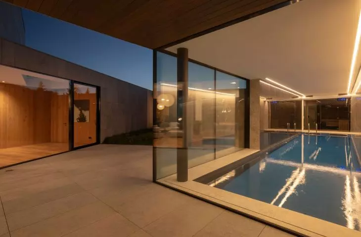 Loop House